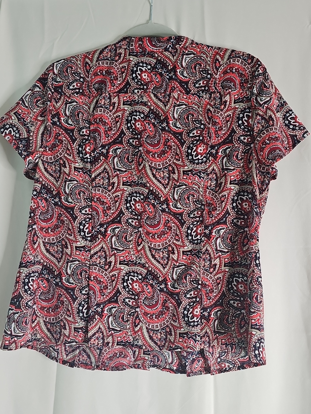 Croft & Barrow Red and Black Paisley Short-Sleeve Blouse - Picture 4 of 5